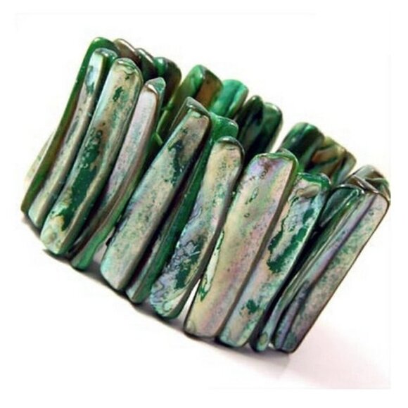 Green Mother of Pearl Rustic Beach Resort Pool Sea Shell MOP Stretch Bracelet - Picture 1 of 2